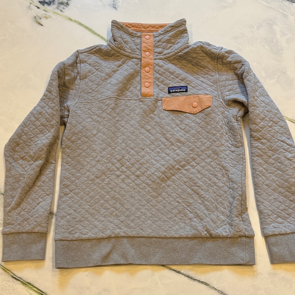 Women’s Patagonia Gray Quilted Pullover - Size XS